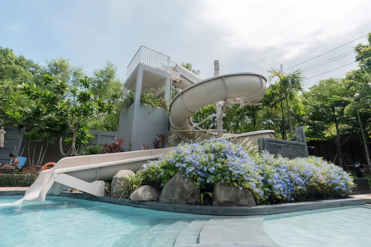 Unixx Oasis : Grandeur 2Br Suite Pattaya Exterior photo